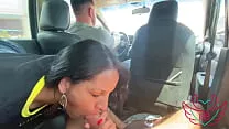 CASADA ME CHUPOU COM O MARIDO NO VOLANTE