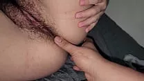 EL GRAN COÑO DE MI NOVIA SOLO CON MIRARLO SE MOJA RICO LA FOLLO DURO PARA QUE SIENTA MI RICA POLLA BUEN POLVO - PORNO CASERO EN ESPANOL