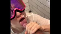 DICKFLASH bathroom adventure : part 2 cum on face